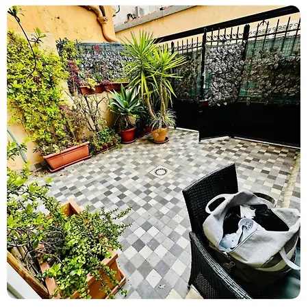 2 Pieces Mezzanine Et Grande Terrasse Tres Calme 30 Secondes De Monaco Apartment Beausoleil